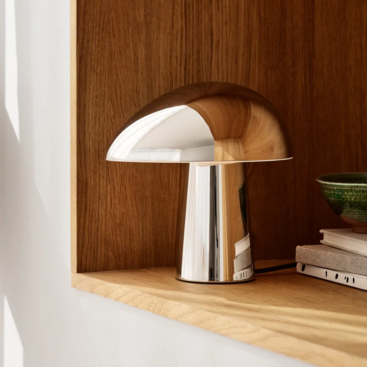 Night Owl Lampe de table de Fritz Hansen en couleur inox poli
