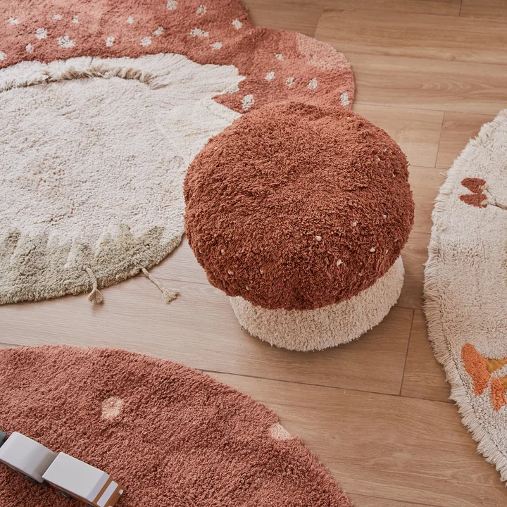 Pouf en forme d'amanite tue-mouches de Lorena Canals