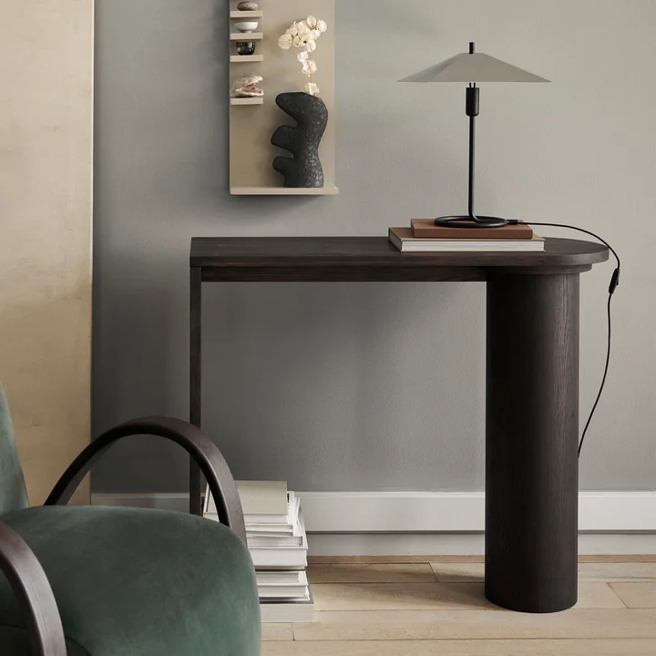 Pylo Table console, Chêne teinté foncé de Ferm Living