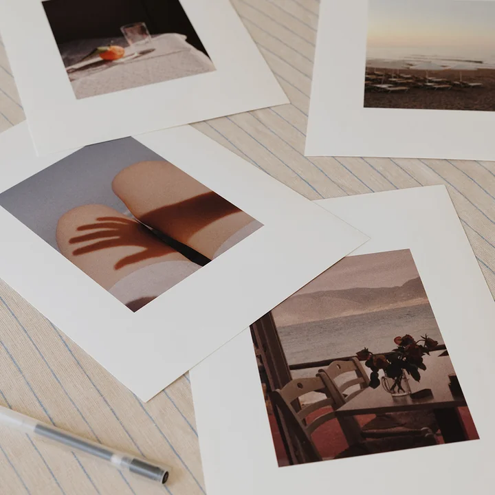 Touch par Ana Santl pour The Poster Club