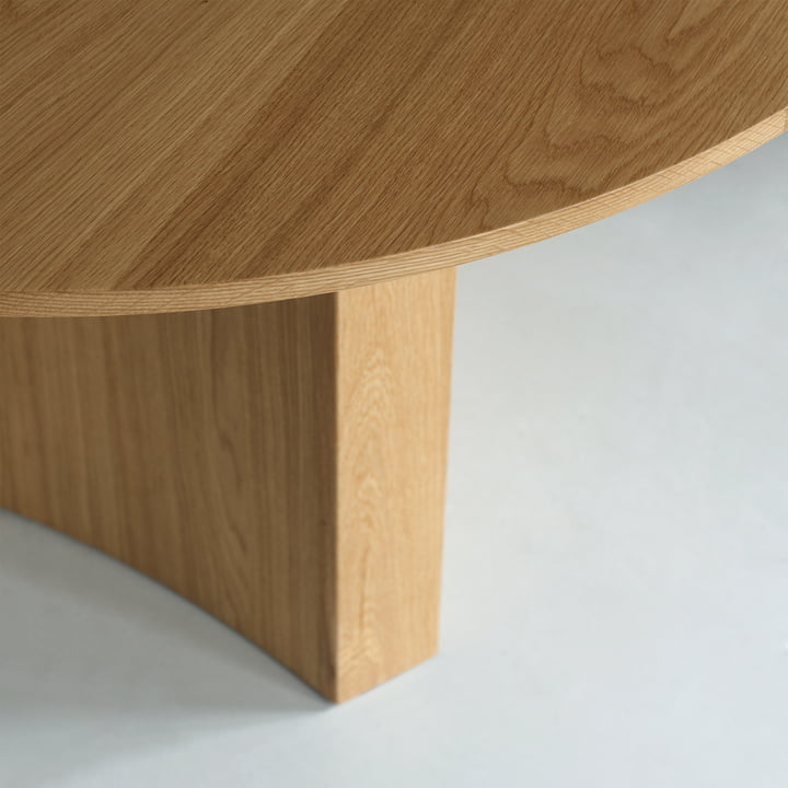 Bue Table de salle à manger Ø 120 x H 75 cm, chêne de Normann Copenhagen