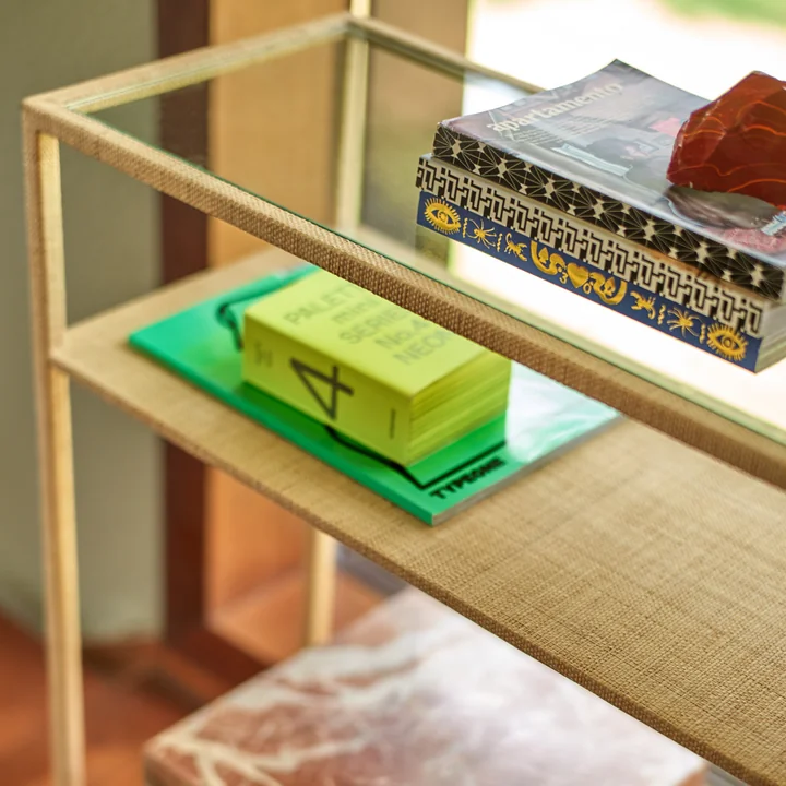Raffia Display Console de HKliving