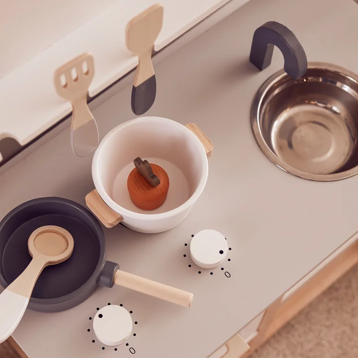 Bistro Cuisine de jeu avec accessoires de Kids Concept