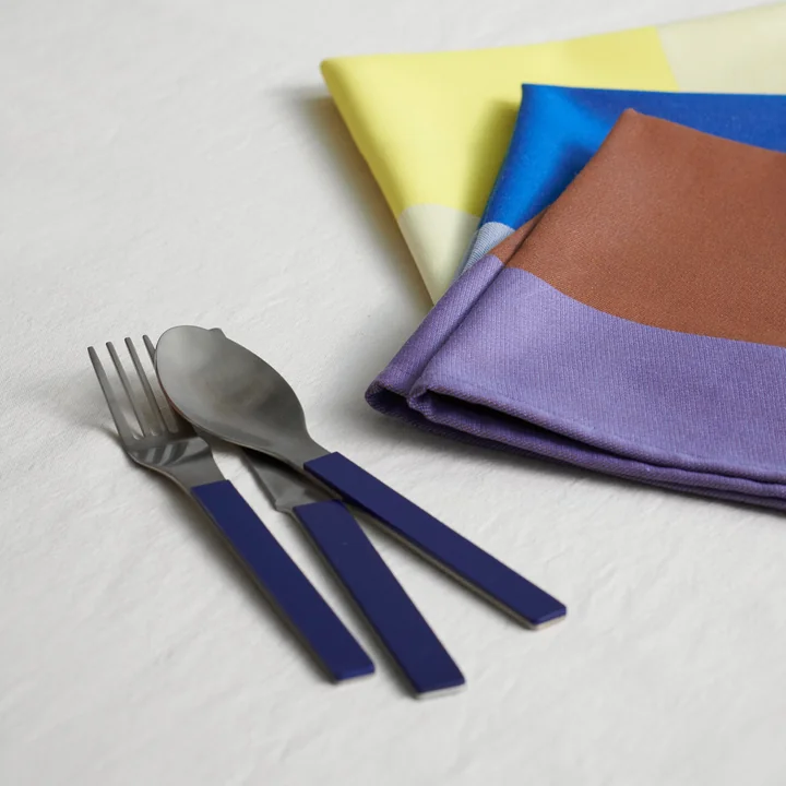 MVS Set de couverts, bleu foncé (set de 4) de HAY