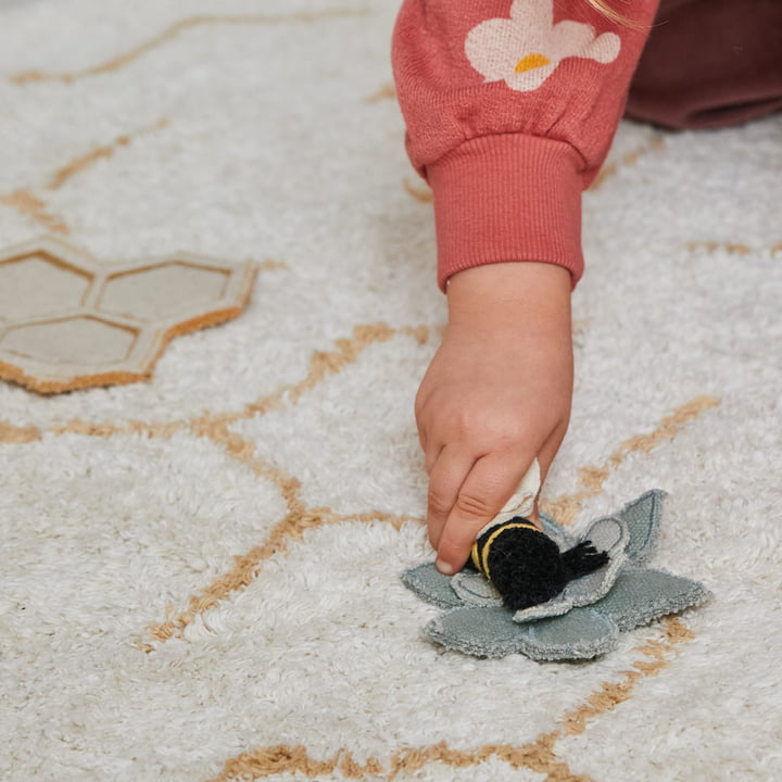 Pollination Tapis de jeu avec accessoires de jeu de Lorena Canals