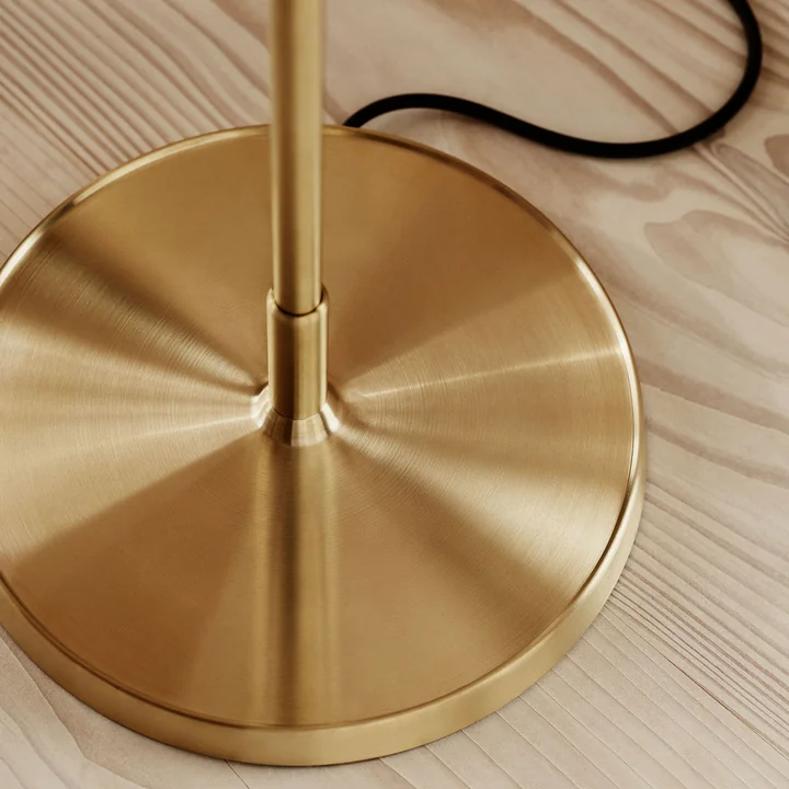 Clam Lampadaire de Fritz Hansen