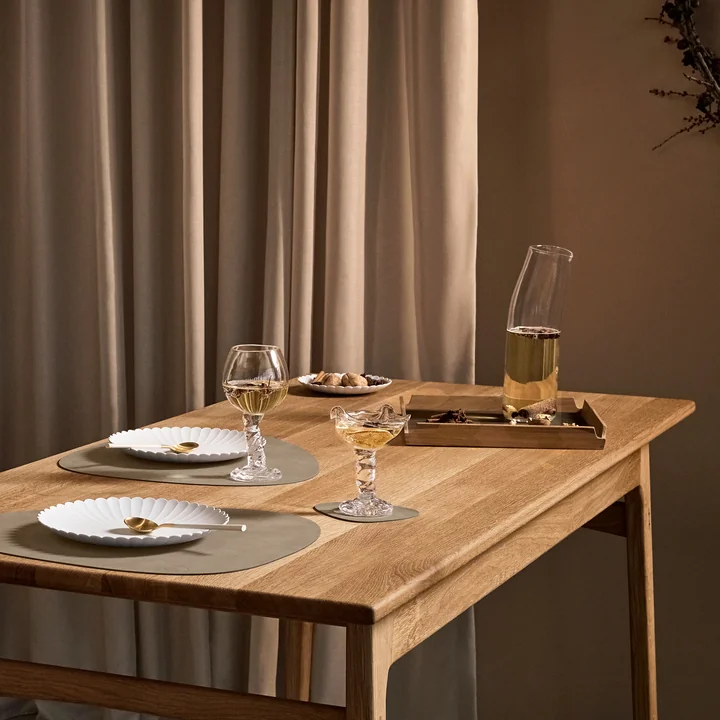 Lind DNA - Airy Teak Plateau Square