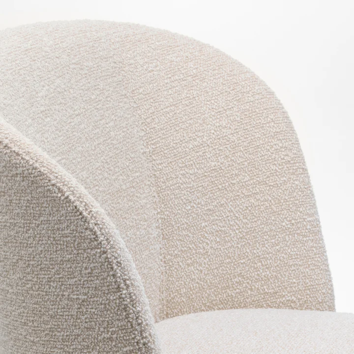 Mikado chaise, ivoire/perle (Nubia 01) / chêne naturel de Vitra