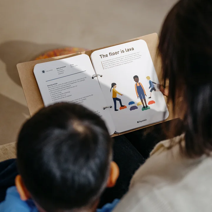 Play Cards de la pierre d'empilage