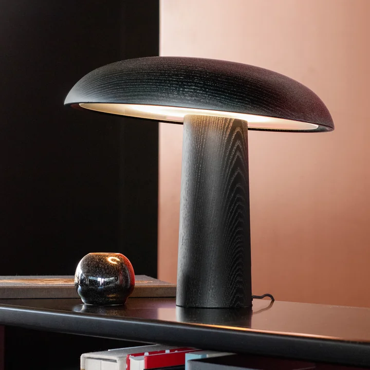 ClassiCon - Forma LED Lampe de table, frêne laqué noir