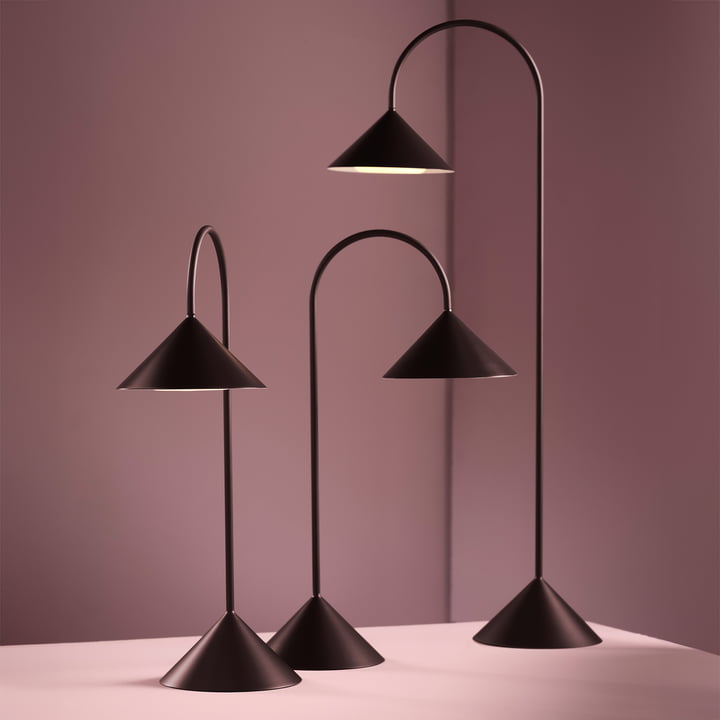 Grasp LED accu lampadaire, beetroot matt de Frandsen