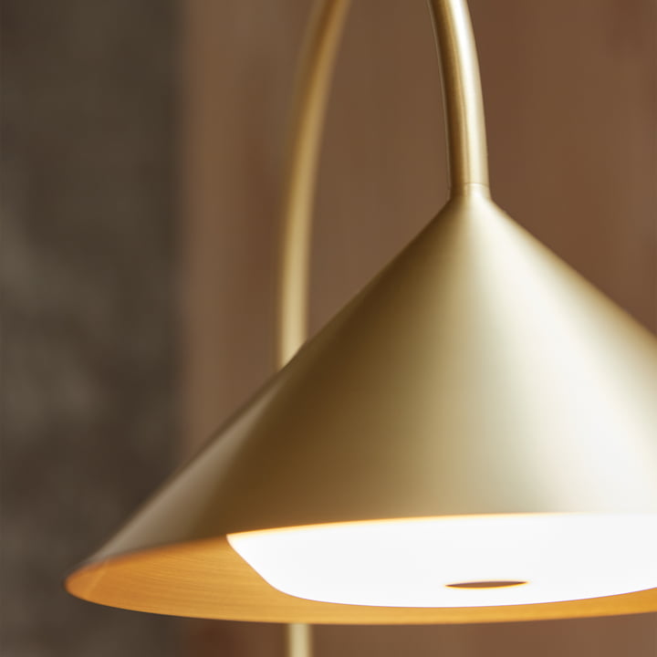 Grasp LED accu lampadaire, laiton de Frandsen