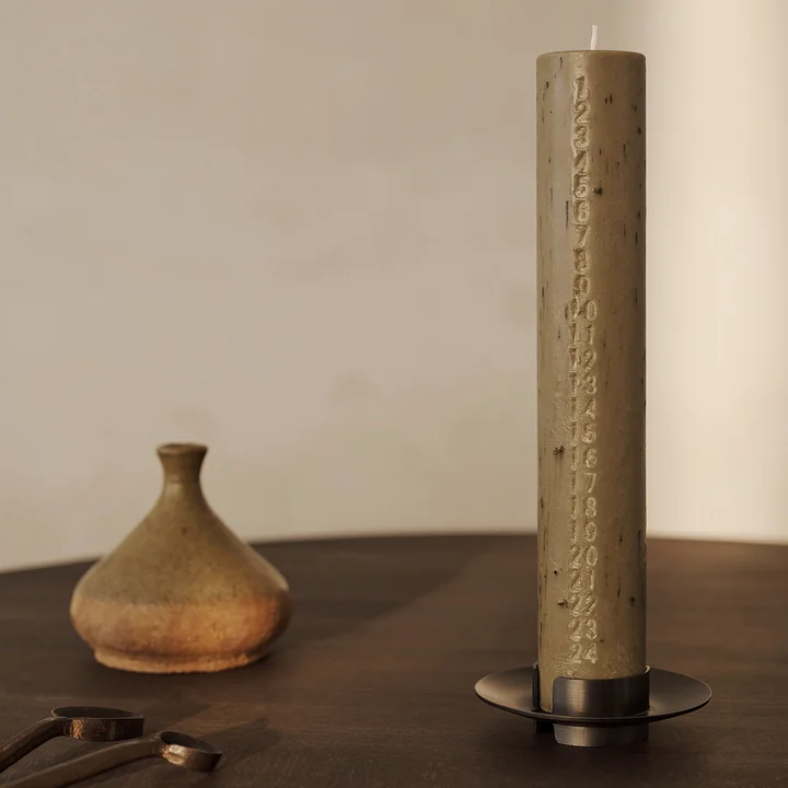 Mura Bougie de l'Avent, H 25 cm, brun cendré de Ferm Living