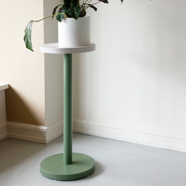 Trisse 3-in-1 table d'appoint, L, vineyard green / pastel beige de Design Letters