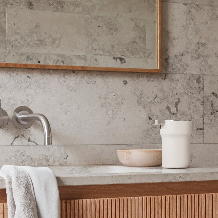 Distributeur de savon Citadel, sable de Eva Solo