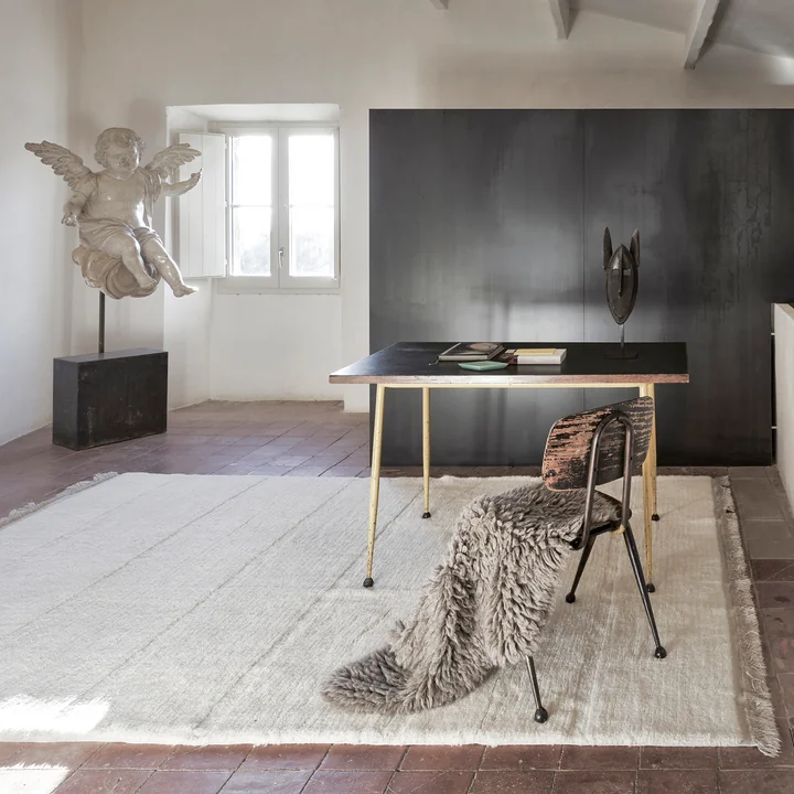 Tapis en laine Steppe de Lorena Canals in sheep white