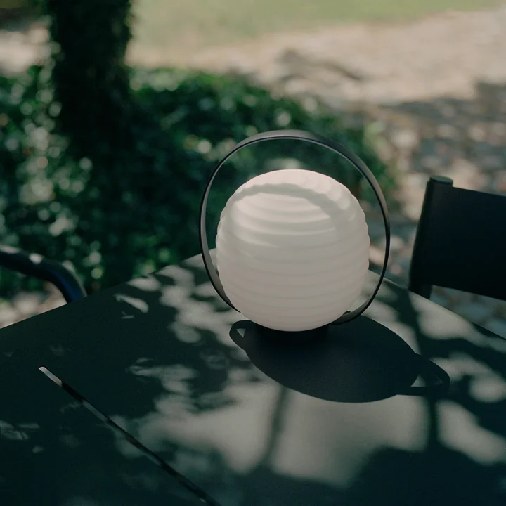 New Works - Lantern Lampe de table portable avec batterie