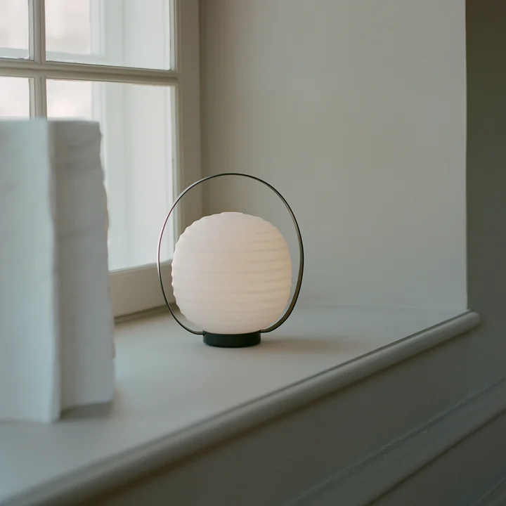 New Works - Lantern Lampe de table portable avec batterie