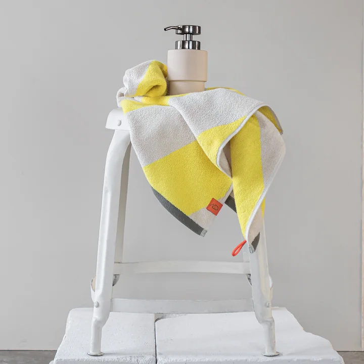 Mette Ditmer - Diagonal Serviette de bain