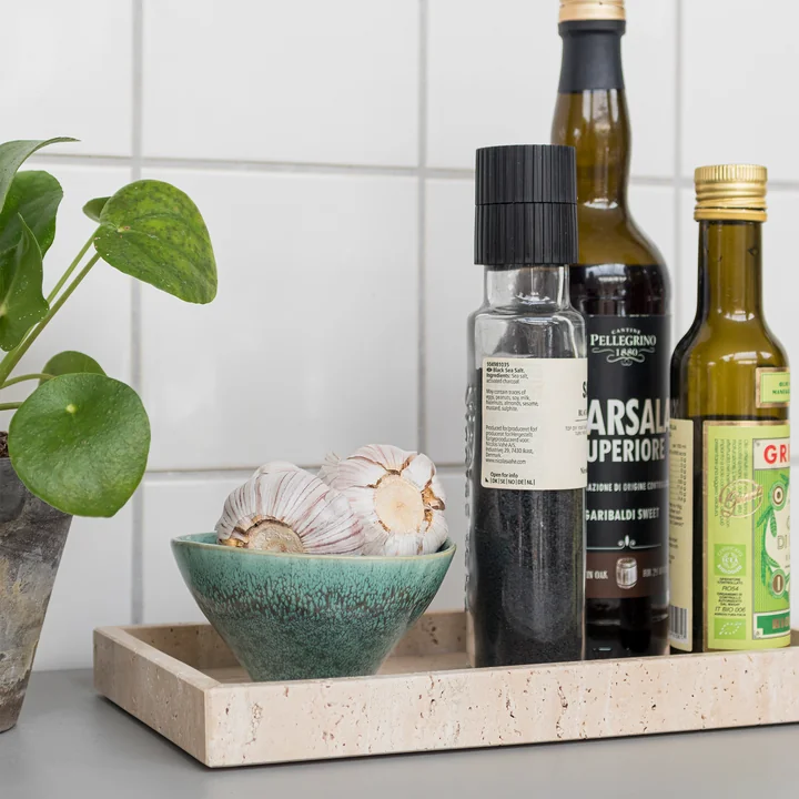 Mette Ditmer - Plateau Travertine, 16 x 31 cm, lin