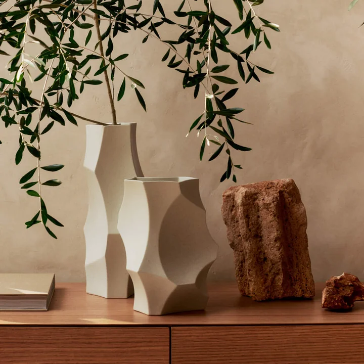 Ferm Living - Cueva vases, blanc cassé