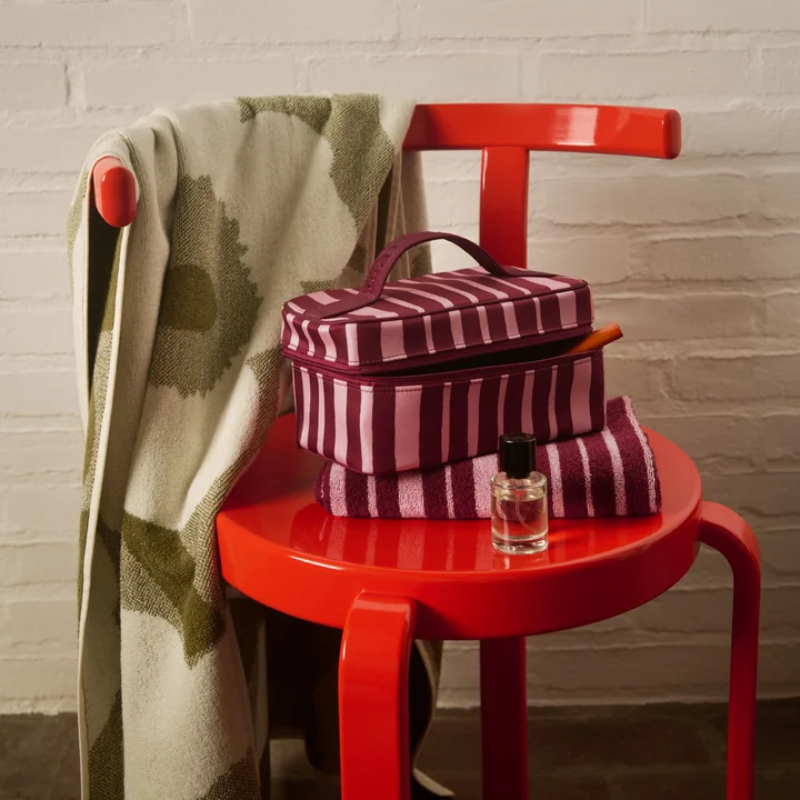 Marimekko - Tuttu Raide trousse de toilette, bourgogne / rose