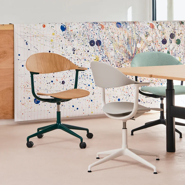 Vitra - Chaise de bureau Mynt piètement 4 branches basic dark / noir profond