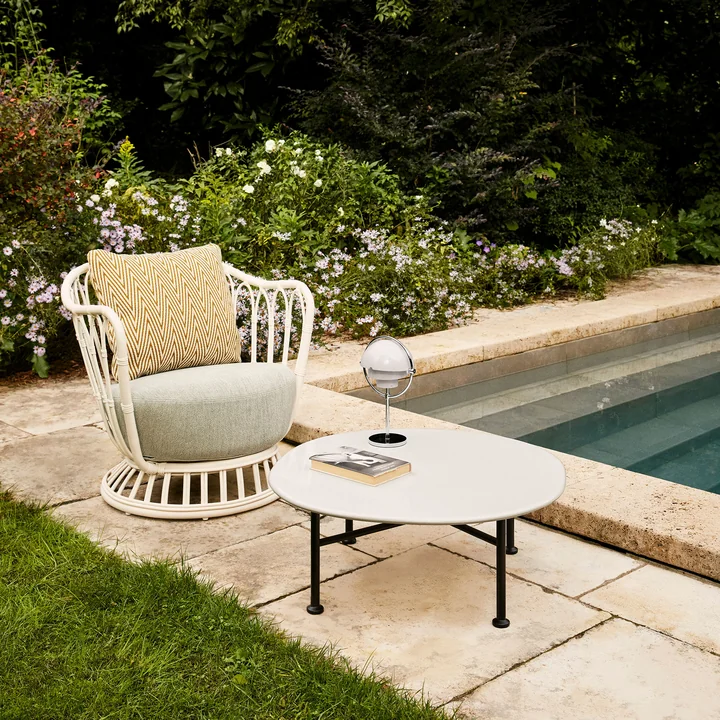 Grace Outdoor Lounge Chair de Gubi