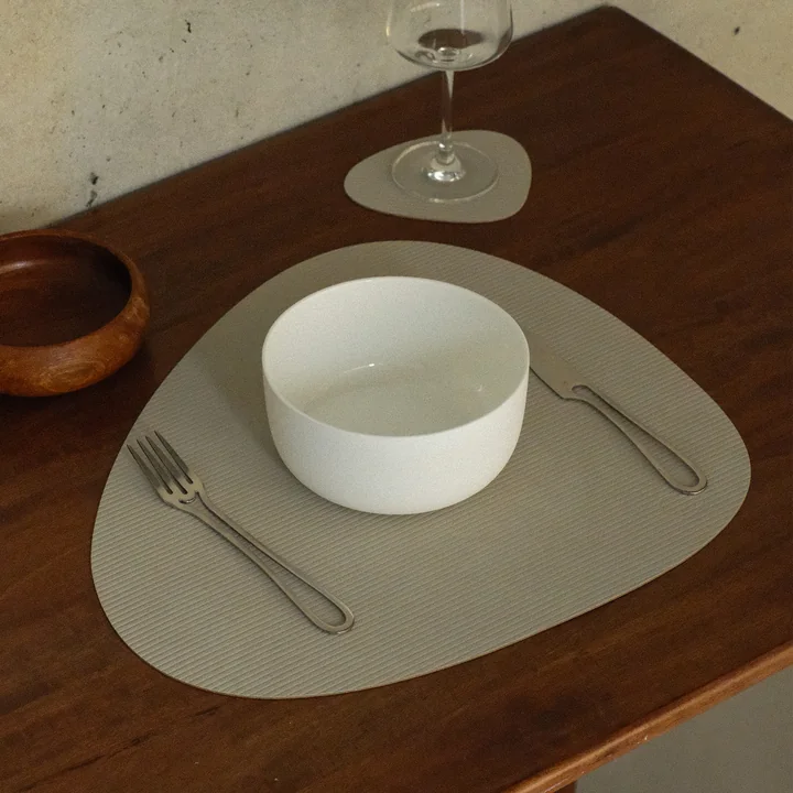 Lind DNA - Set de table Curve L , Corduroy clay marron