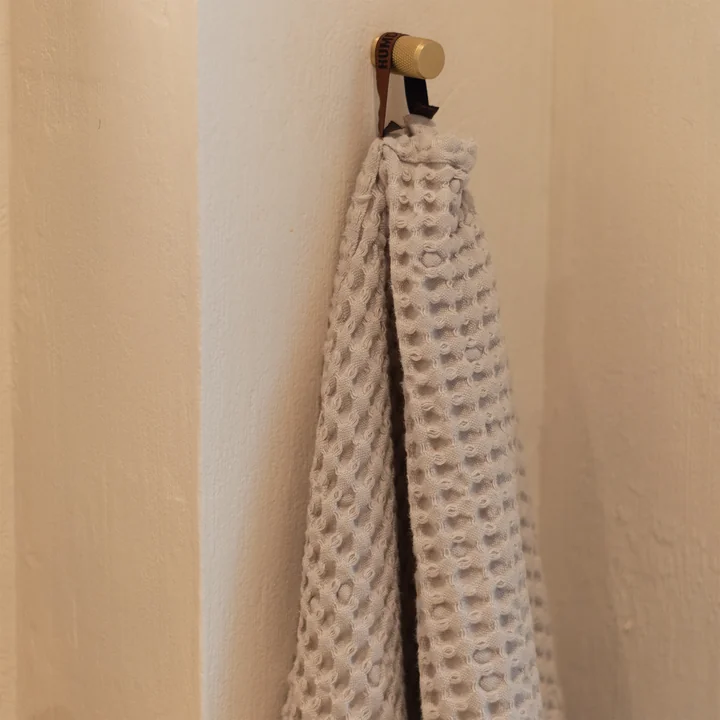 La serviette à structure gaufrée de Humdakin, 55 x 80 cm, light stone