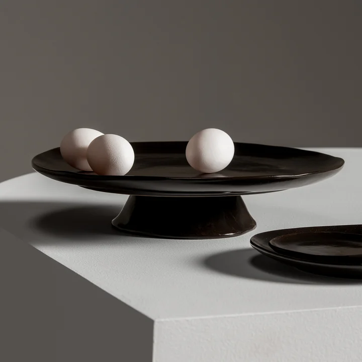 Serax - La Mère Grande assiette à pied, ebony