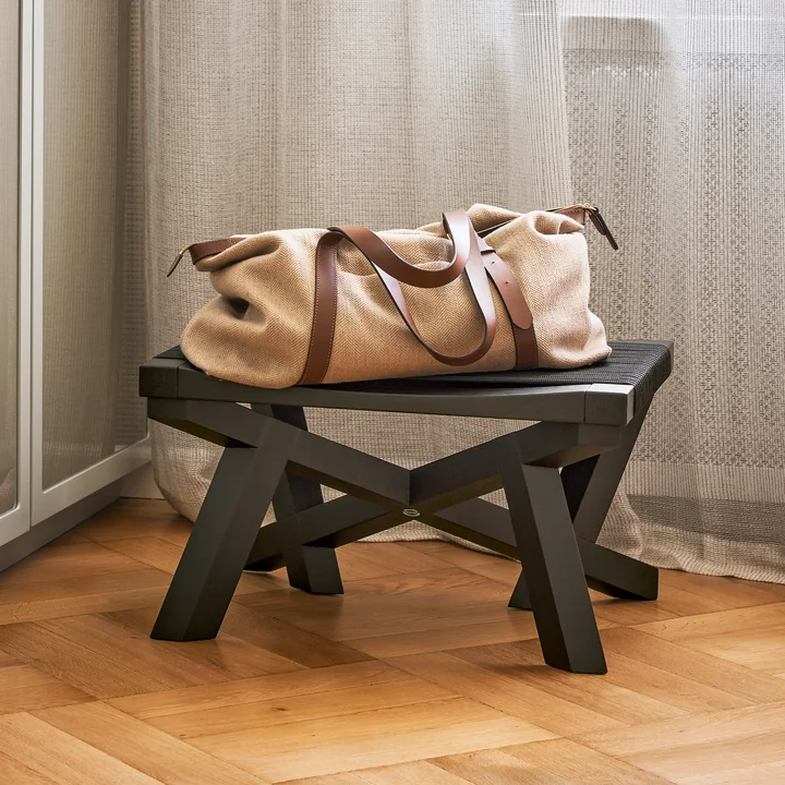 ClassiCon - Volkshaus tabouret, chêne teinté noir / noir