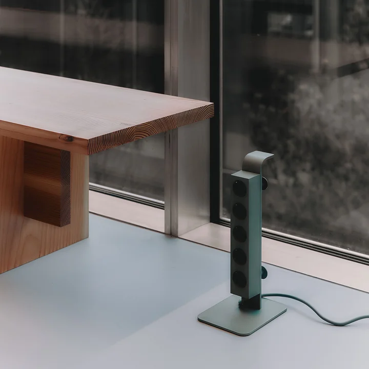 Pedestal - Tour de force