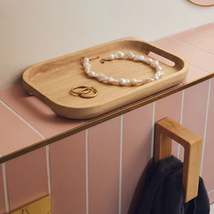 Andersen Furniture - Plateau Flection, moyen, 30 x 20 cm, chêne avec porte-serviettes Grip