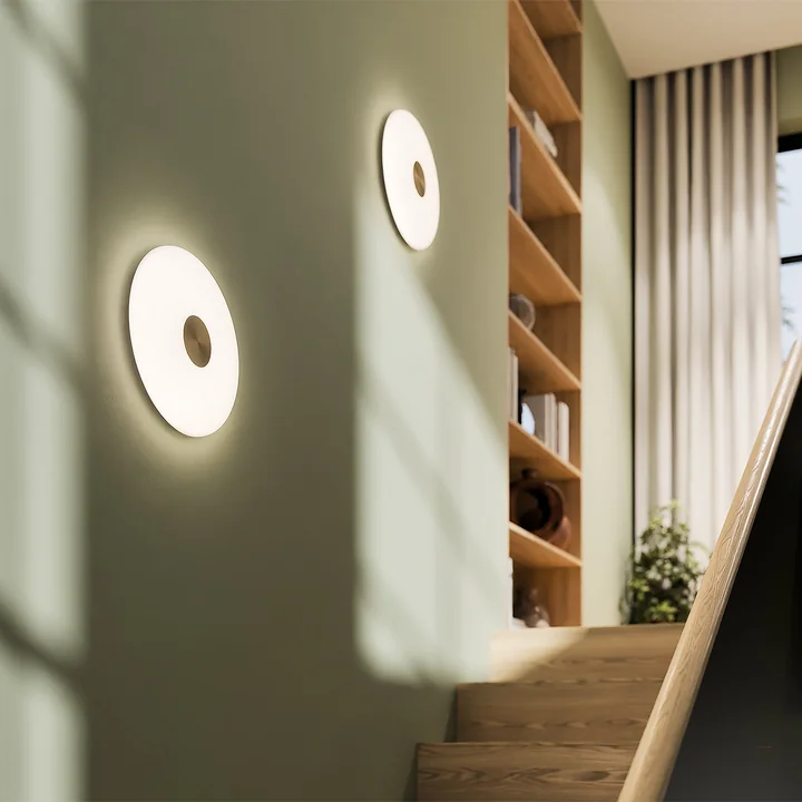 Northern - Glint LED Applique murale, large, blanc opale / laiton, Ø 36 cm