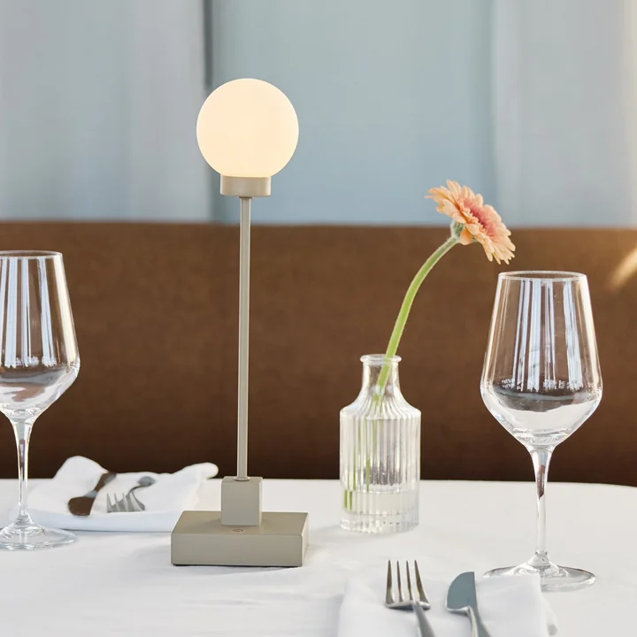 Northern - Snowball LED lampe de table avec batterie, gris-beige