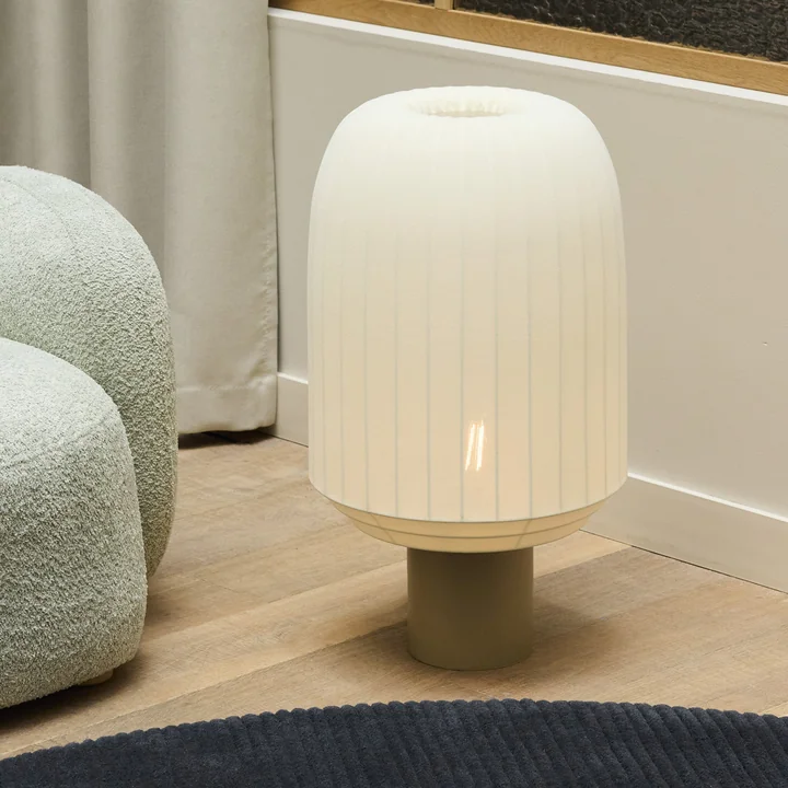 Northern - Tradition lampe de sol, Ø 39 cm / H 70 cm, blanc cassé / gris-beige