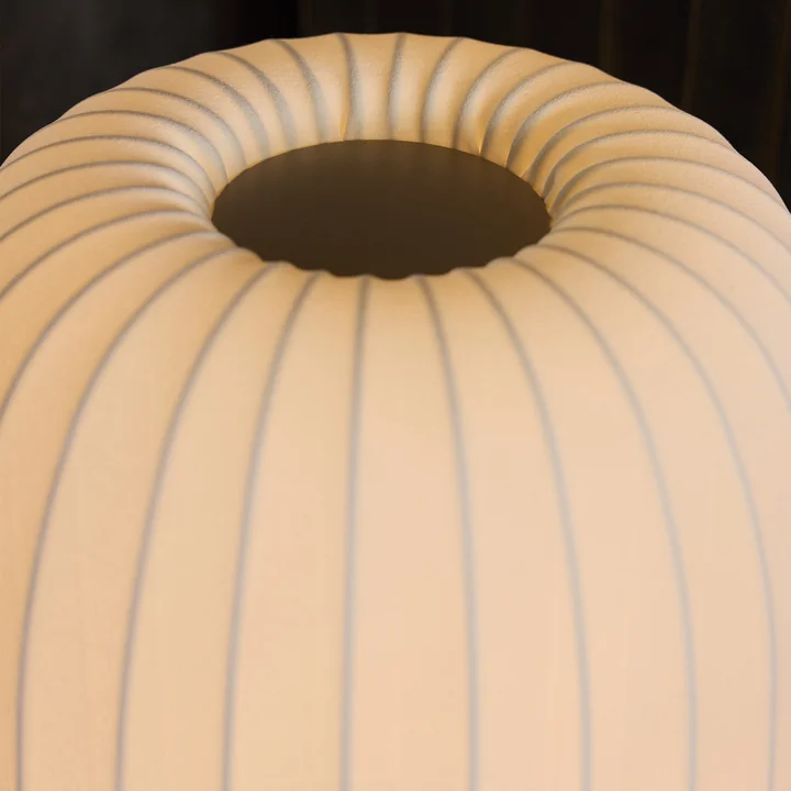 Northern - Tradition lampe de sol, Ø 39 cm / H 70 cm, blanc cassé / gris-beige