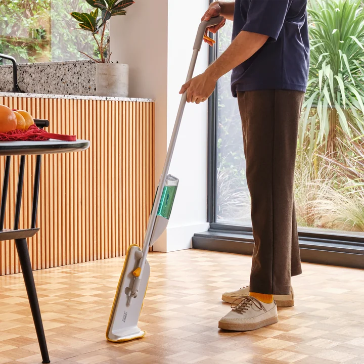 Joseph Joseph - CleanTech Tampon de pulvérisation avec éponge à récurer, light stone