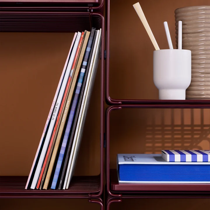 Montana - Panton Wire Half Height Étagère, noir-rouge