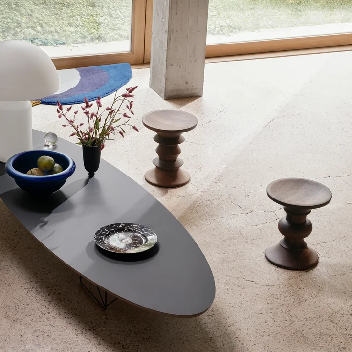 Vitra - Eames Tabouret, modèles B et C, noyer foncé