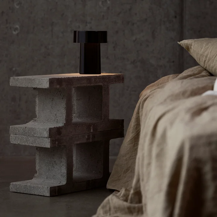 Zone Denmark - Lampe à accu Oblong LED, noire