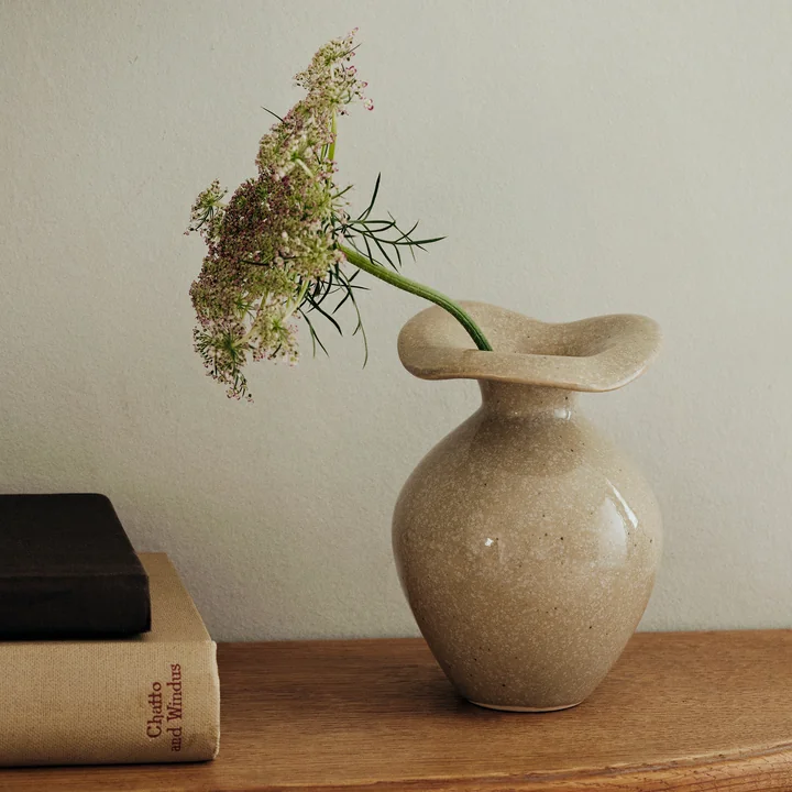 Broste Copenhagen - Florentina Vase, Ø 9,5 cm x H 14 cm, beige