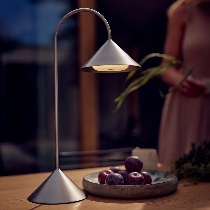 Frandsen - Grasp Lampadaire LED à accu, H 47 cm, acier inoxydable brossé