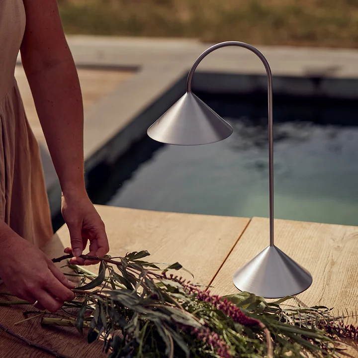 Frandsen - Grasp Lampadaire LED à accu, H 47 cm, acier inoxydable brossé