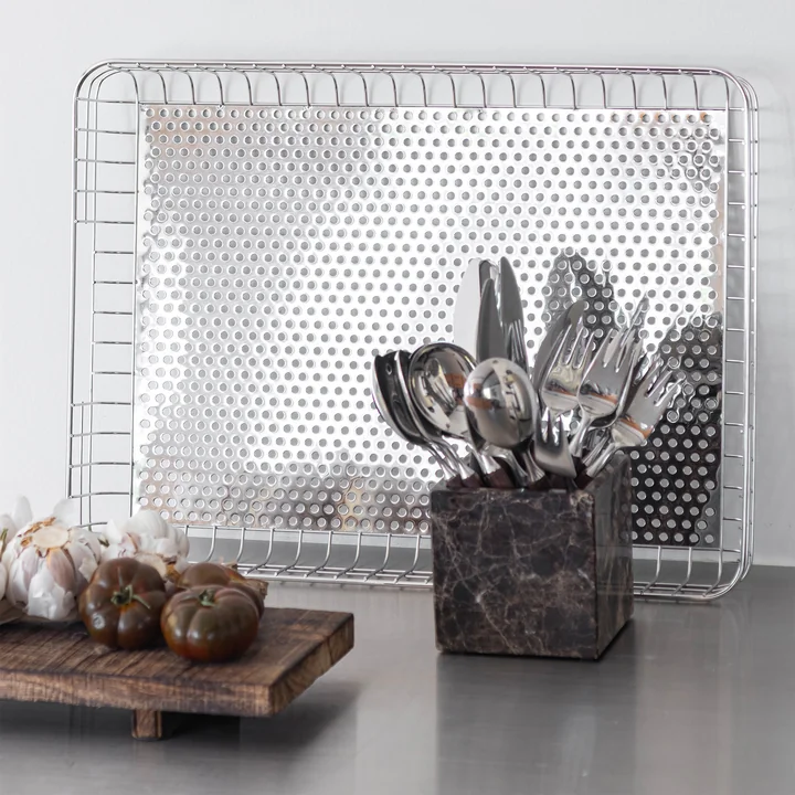 Mette Ditmer - Lift Plateau, chromé