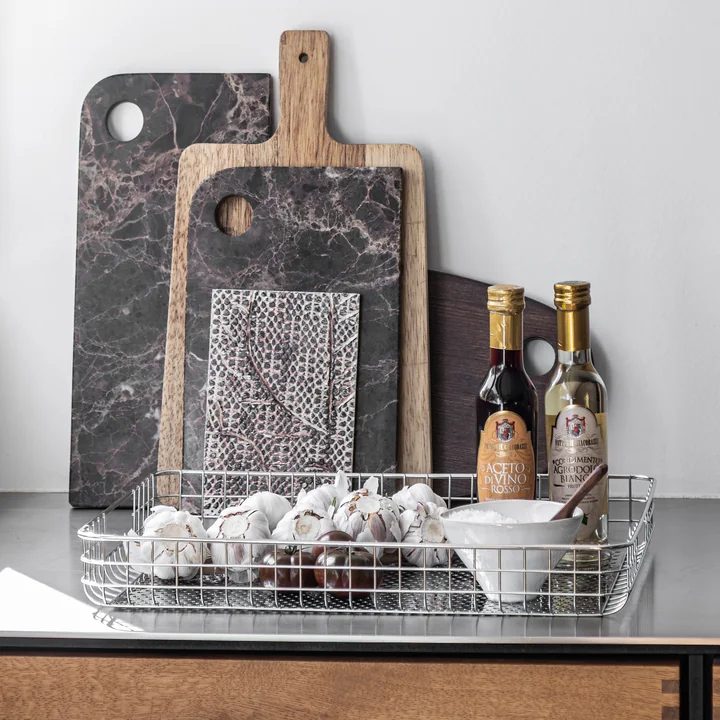 Mette Ditmer - Lift Plateau, chromé