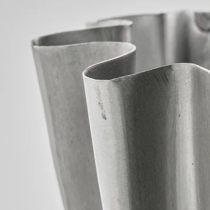 House Doctor - Flood Vase, Ø 12,5 x H 13 cm, finition argent brossé