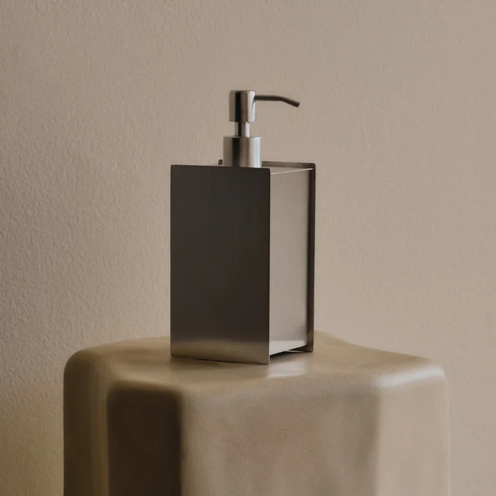 Ferm Living - Distributeur de savon Sama, acier inoxydable