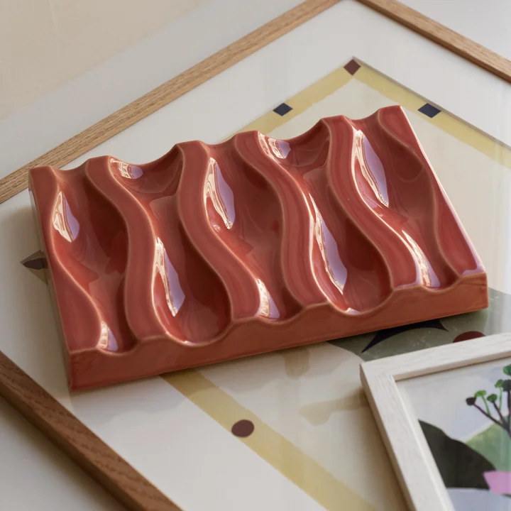 The Poster Club - Echo Relief 02 Décoration murale, rose red